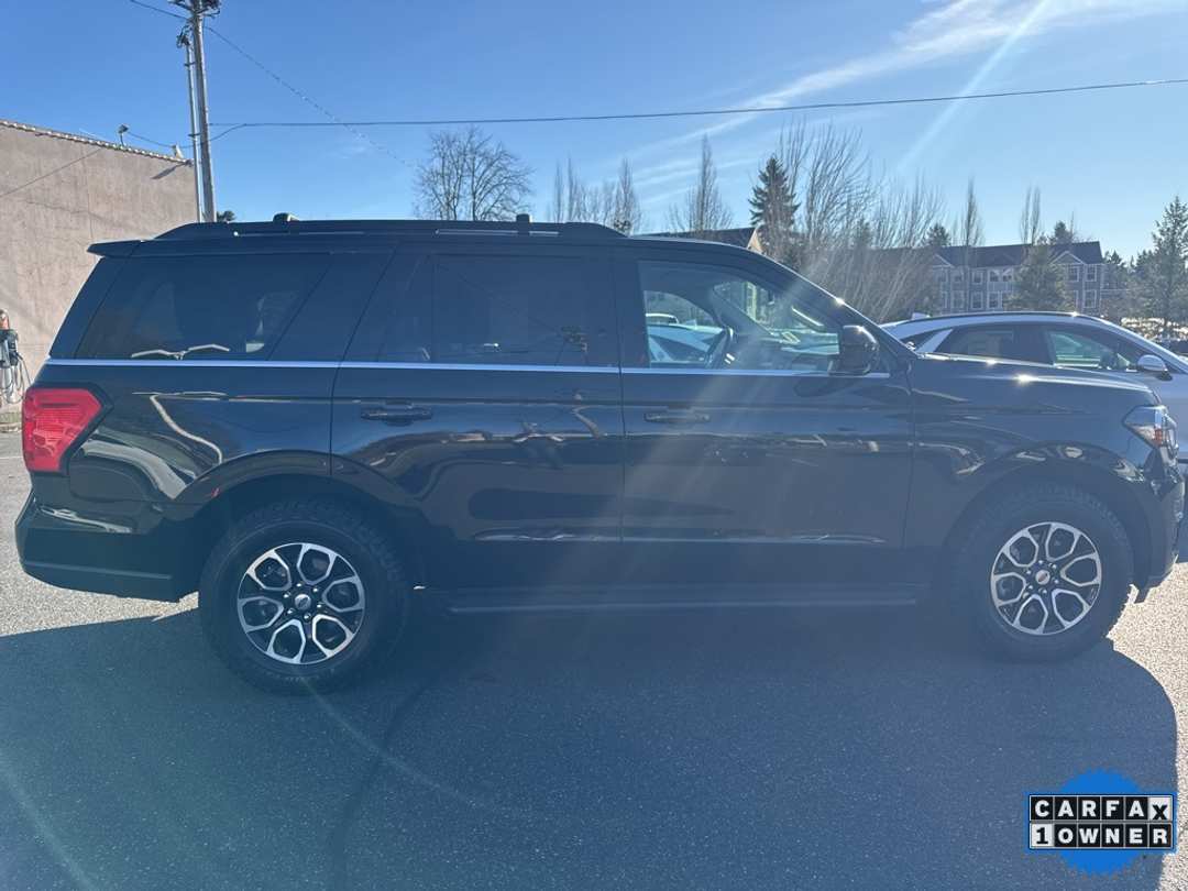 2024 Ford Expedition XLT - Image 9