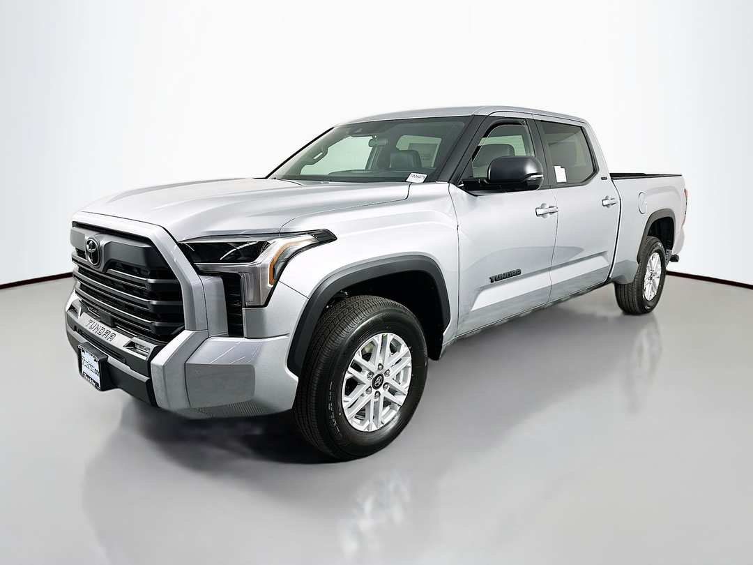 2026 Toyota Tundra SR5 - Image 3