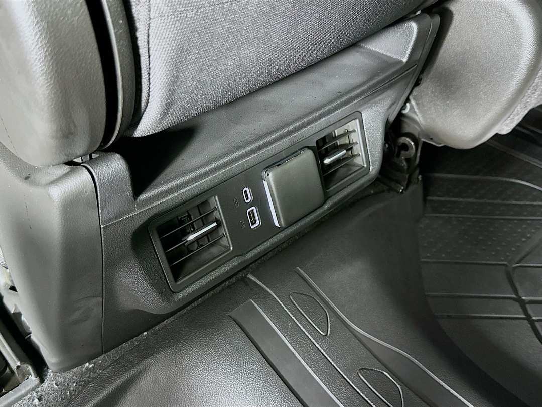 2026 Chevrolet Silverado 1500 LT - Image 26