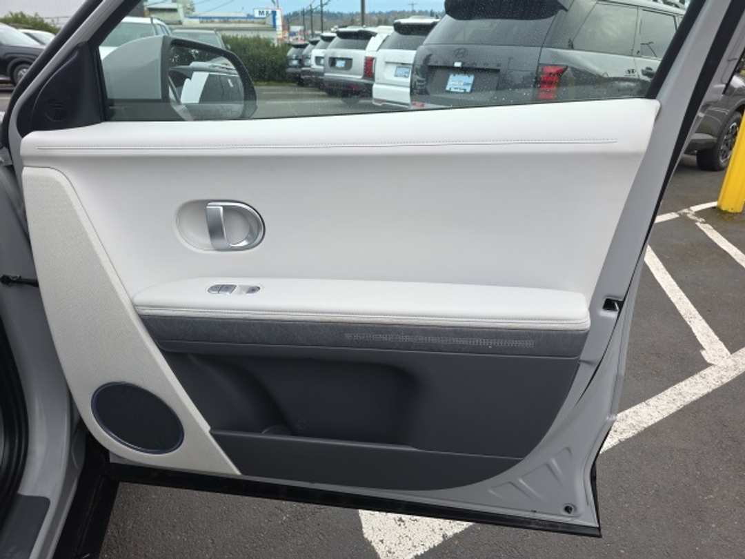 2022 Hyundai Ioniq 5 SEL - Image 20