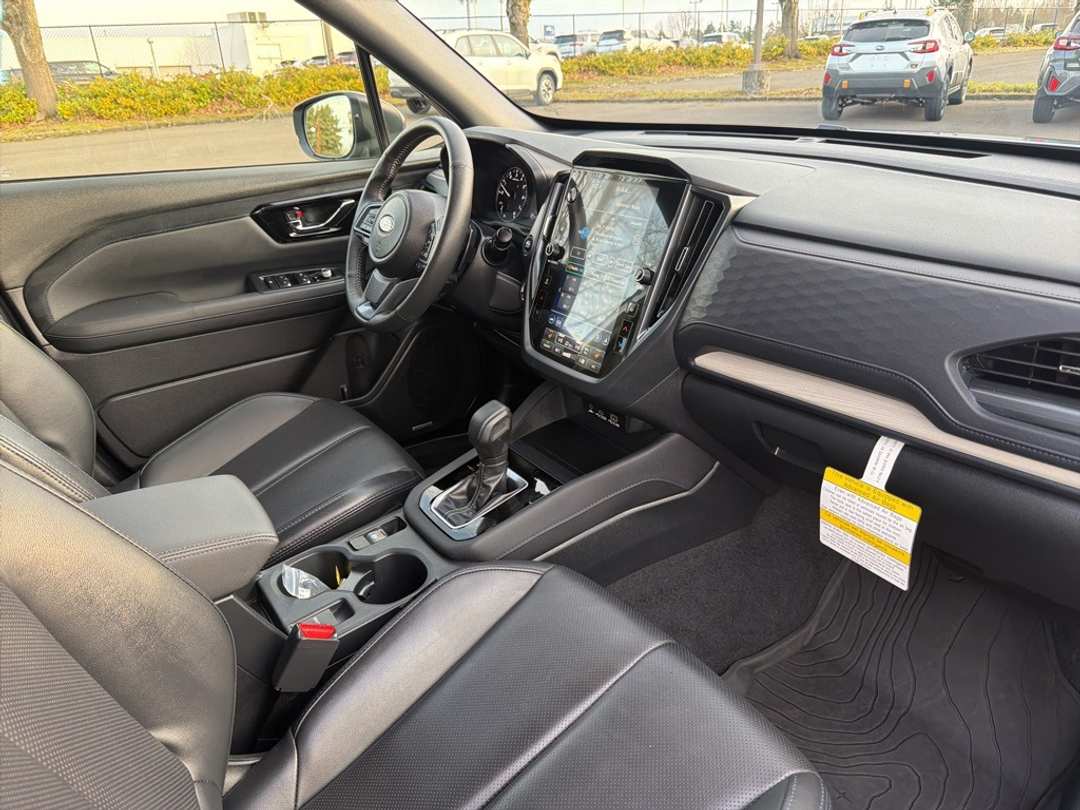 2025 Subaru Forester Limited - Image 30