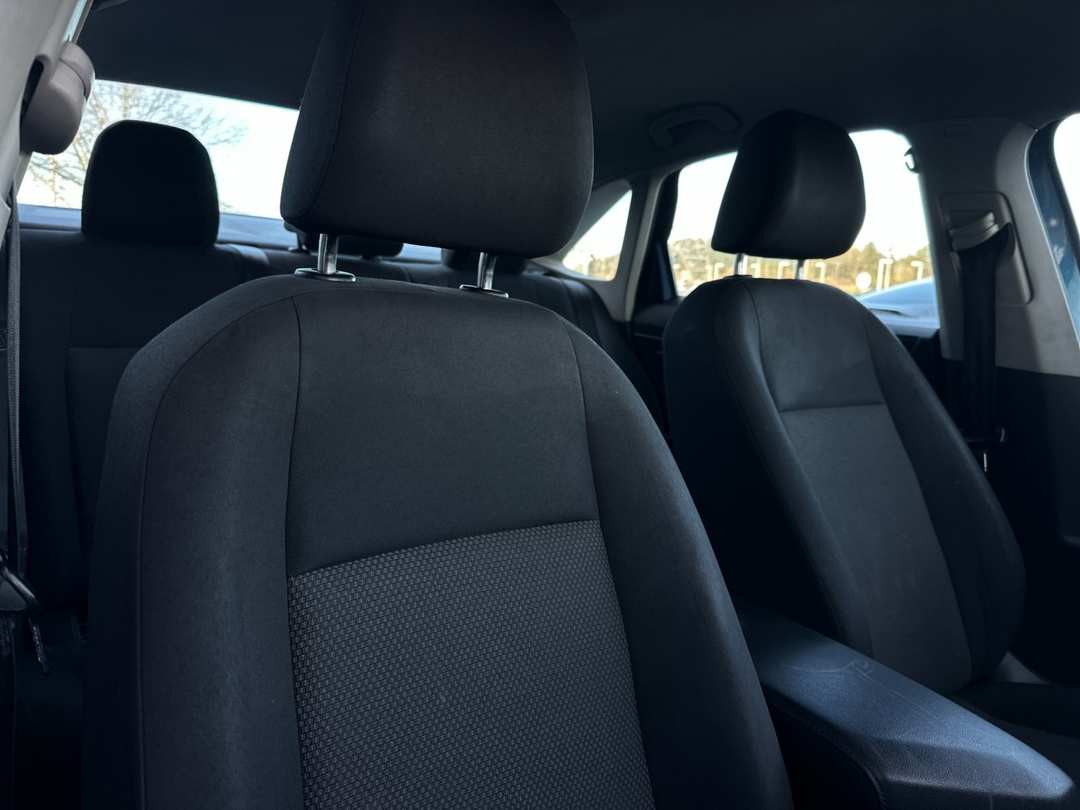 2021 Volkswagen Jetta - Image 15