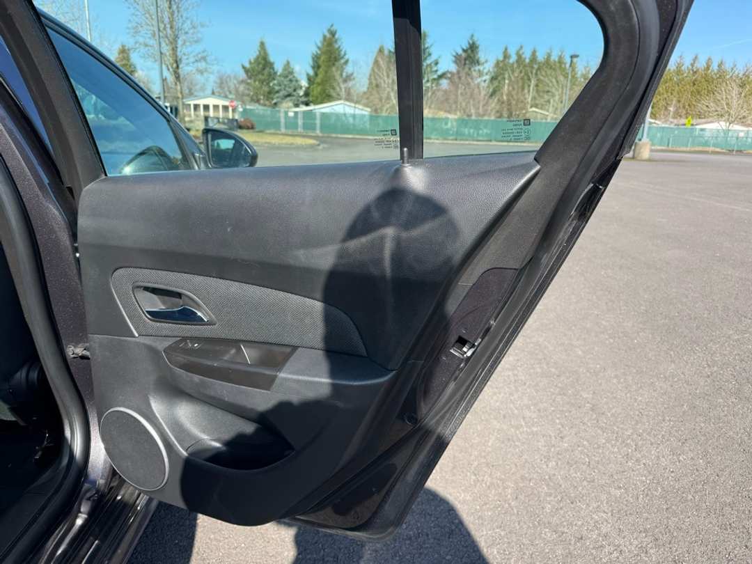 2014 Chevrolet Cruze 1LT - Image 21