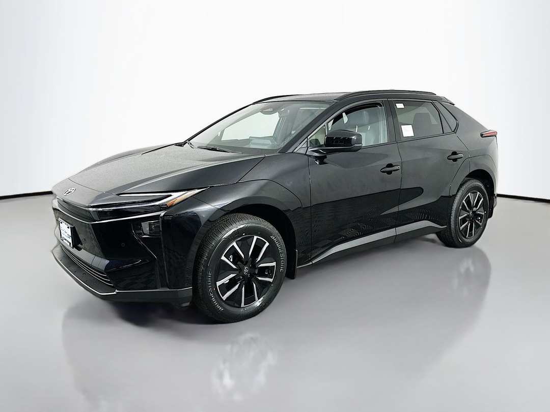 2026 Toyota Bz XLE Plus - Image 3