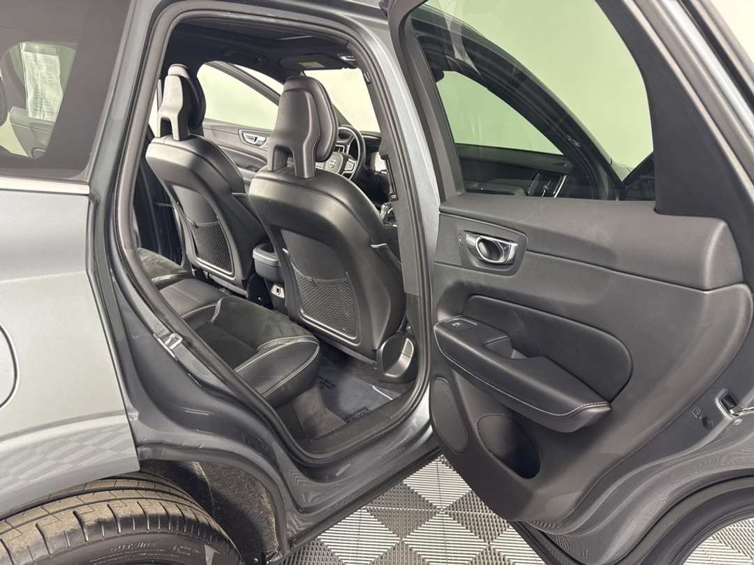 2018 Volvo Xc60 T5 RDesign - Image 15