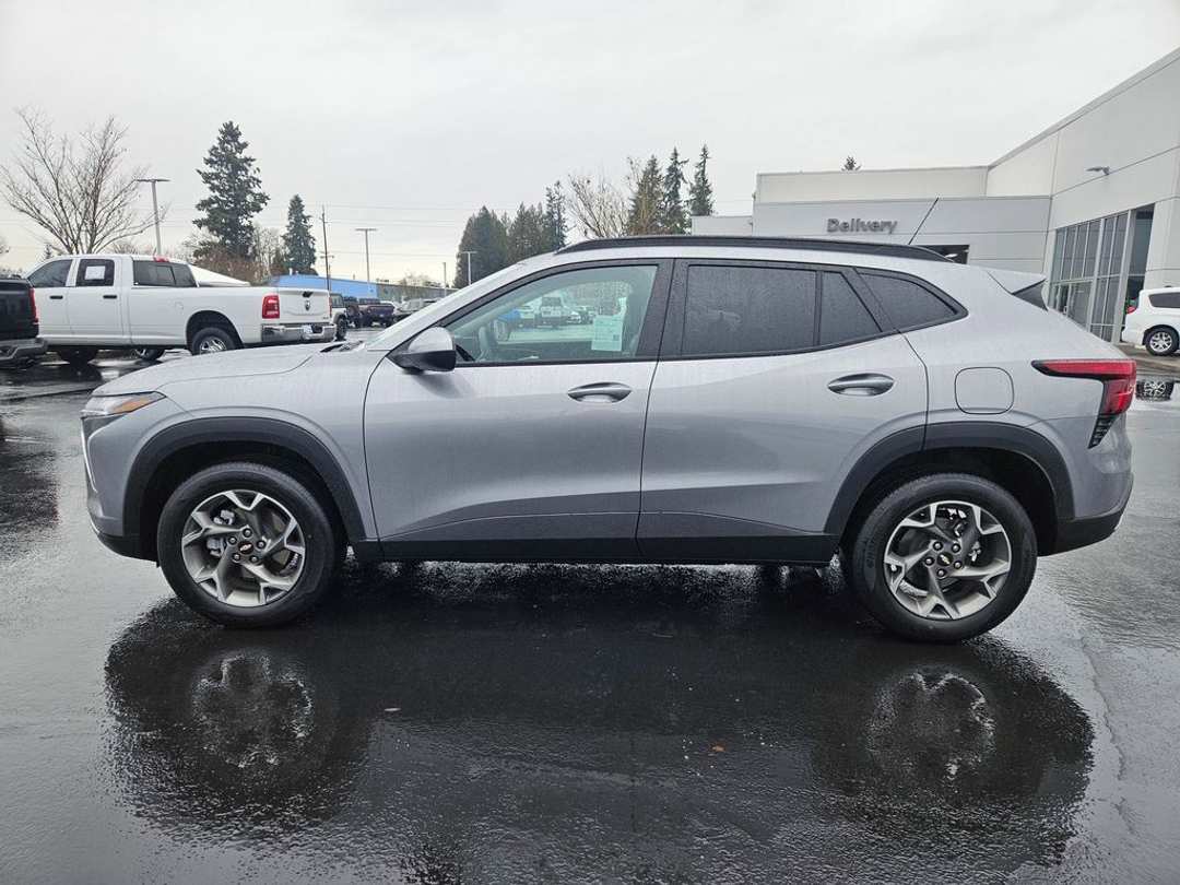 2026 Chevrolet Trax LT - Image 3