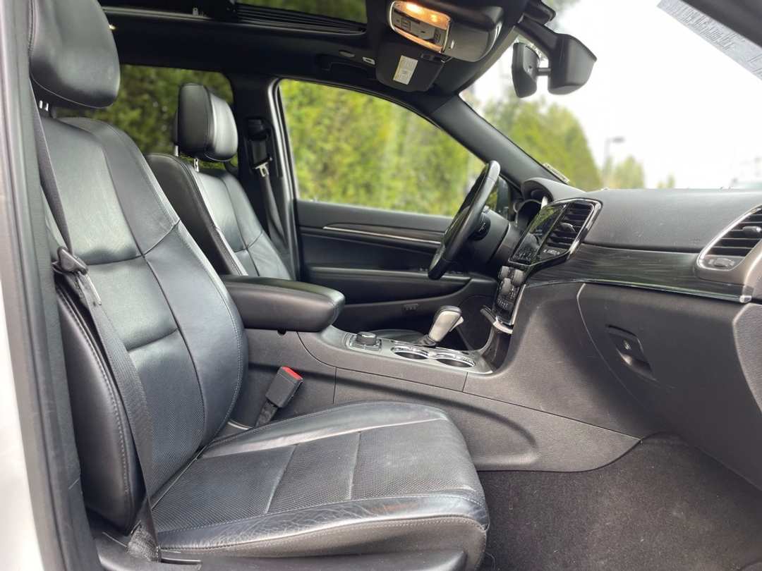 2019 Jeep Grand Cherokee Limited - Image 21