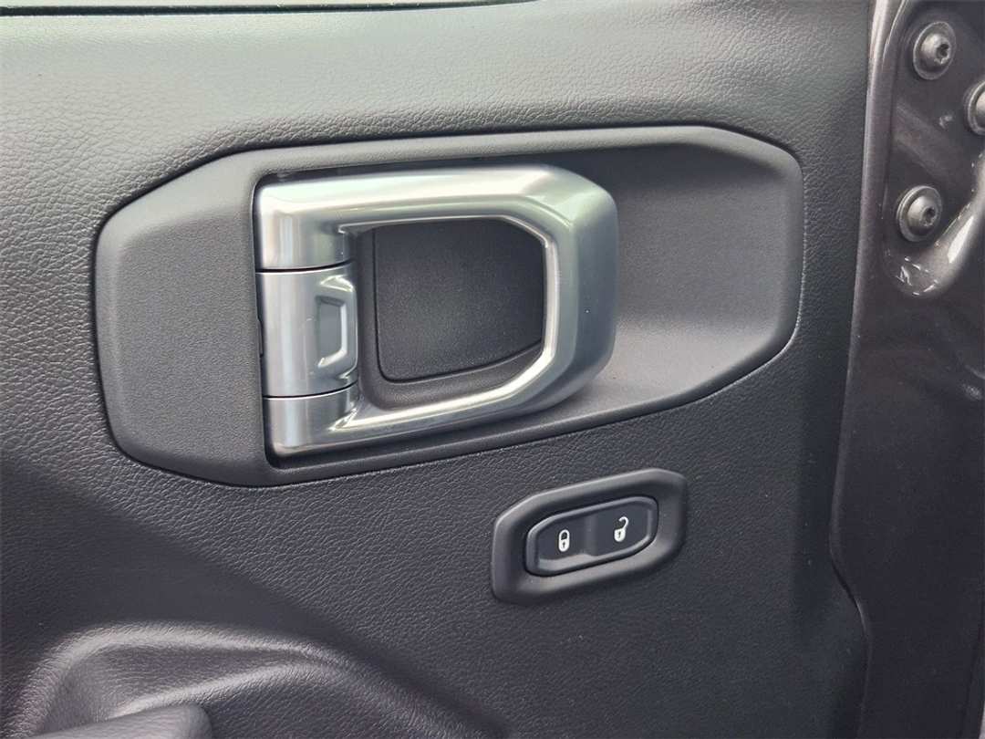 2026 Jeep Wrangler Sport - Image 11