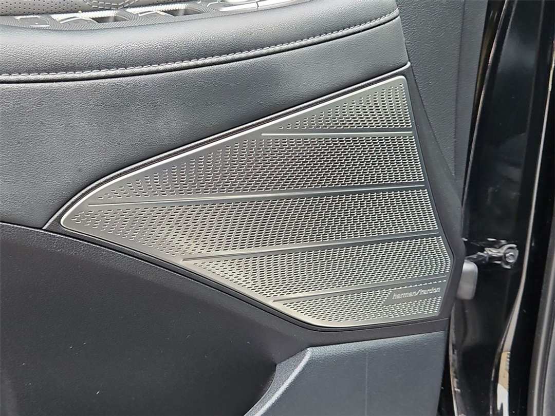 2022 Hyundai Palisade Calligraphy - Image 12