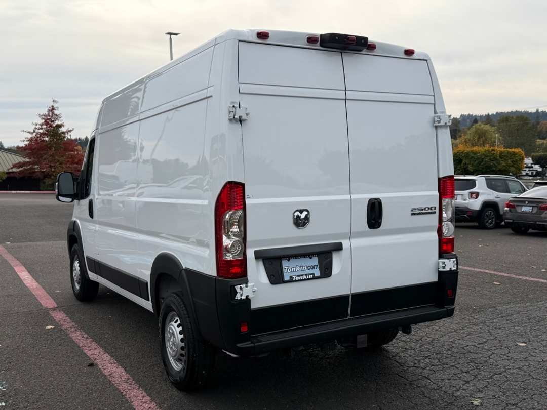 2026 Ram Promaster 2500 High Roof - Image 6