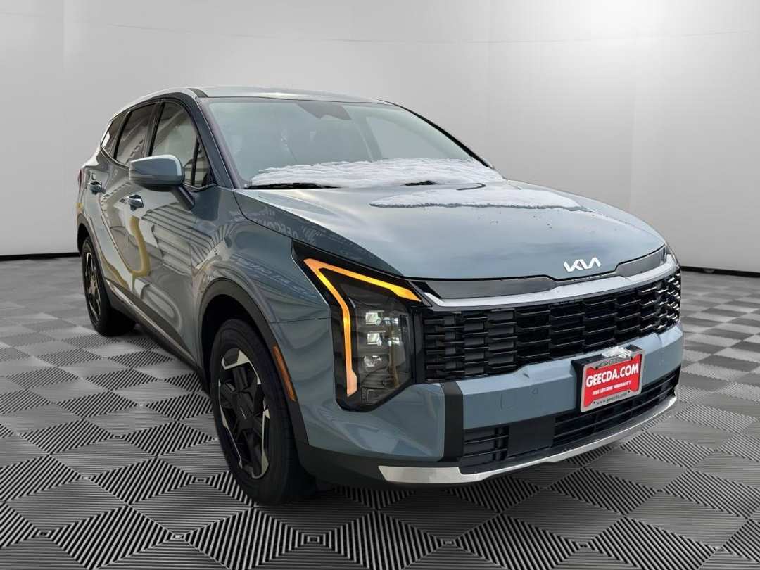 2026 Kia Sportage S - Image 3
