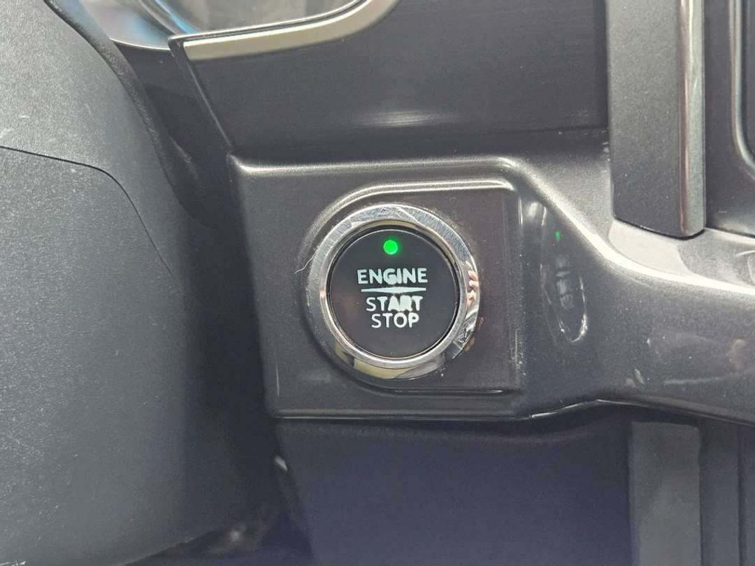 2022 Ford F-150 XLT - Image 17