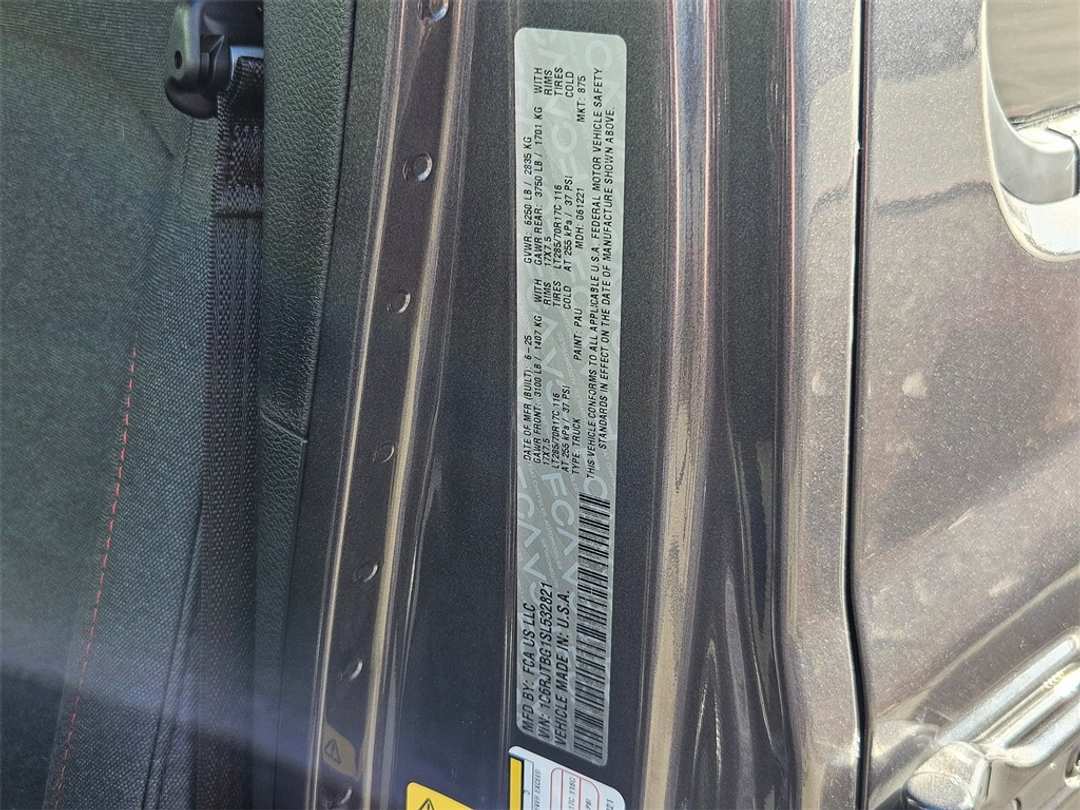 2025 Jeep Gladiator Rubicon - Image 44