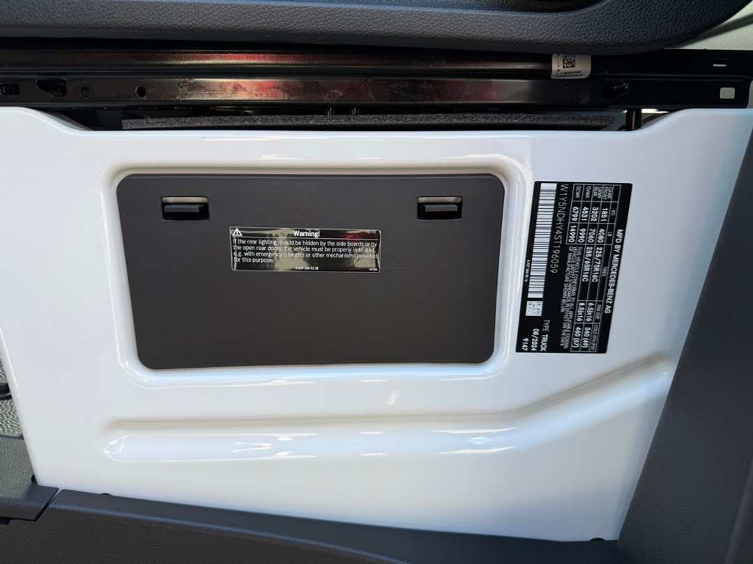 2025 Mercedes-Benz Sprinter 3500 Cargo 170 WB - Image 22