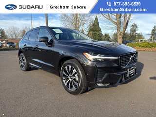 2023 Volvo Xc60 B5 Plus Dark Theme