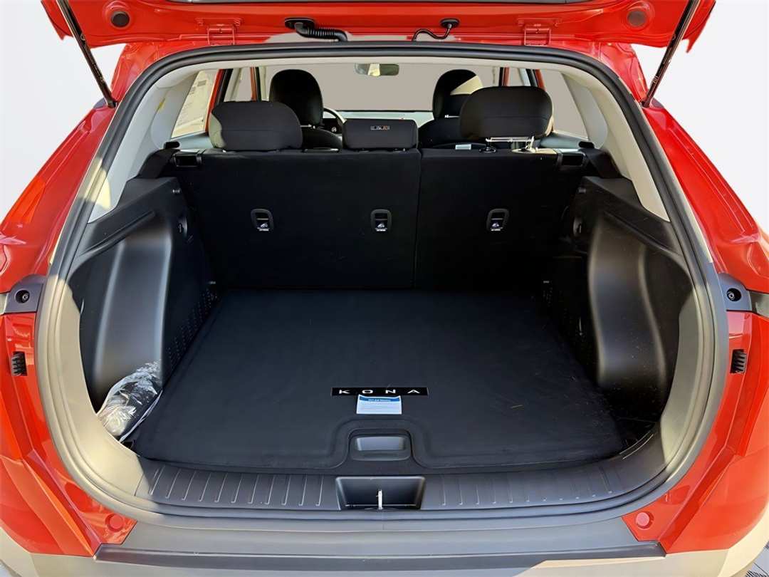 2026 Hyundai Kona SE - Image 10