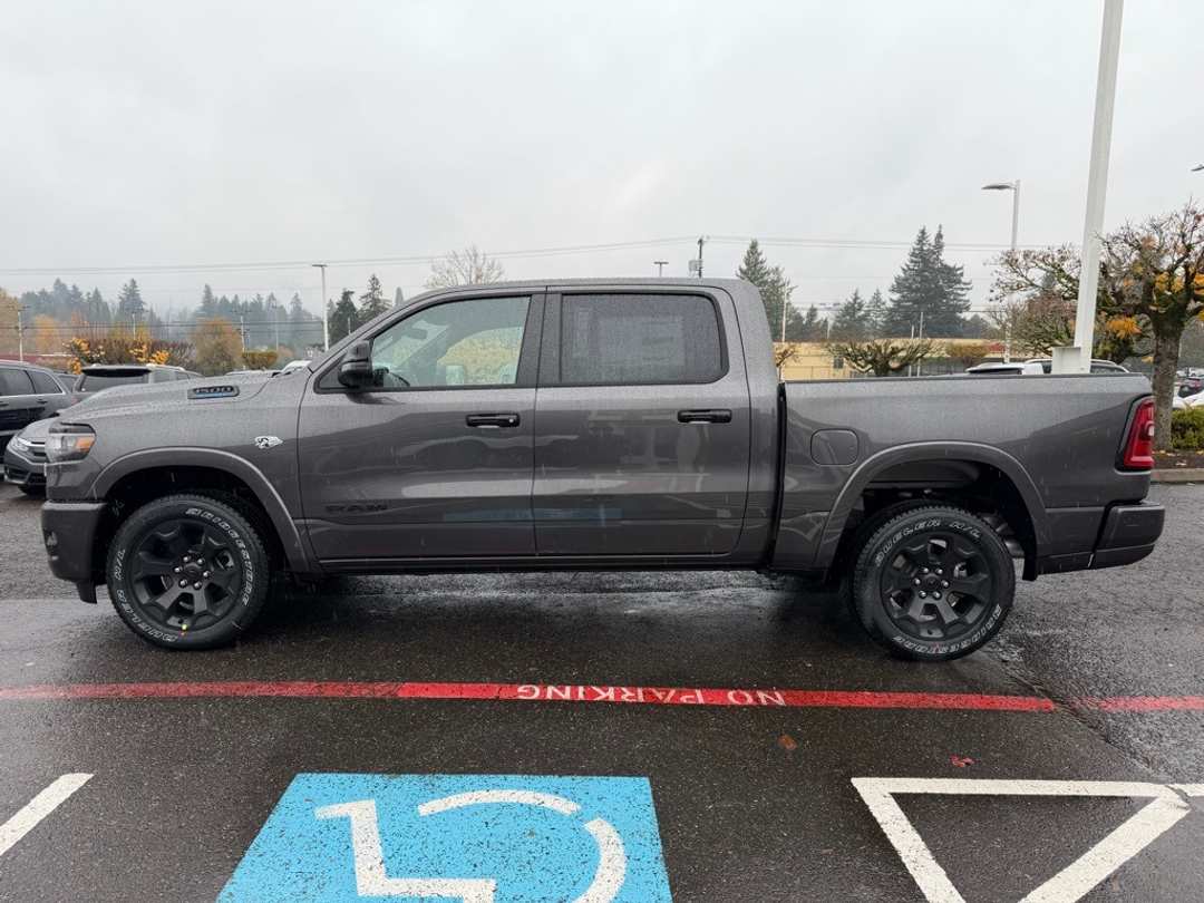 2026 Ram 1500 Big Horn/Lone Star - Image 5