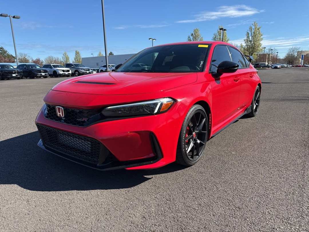 2024 Honda Civic Type R - Image 3