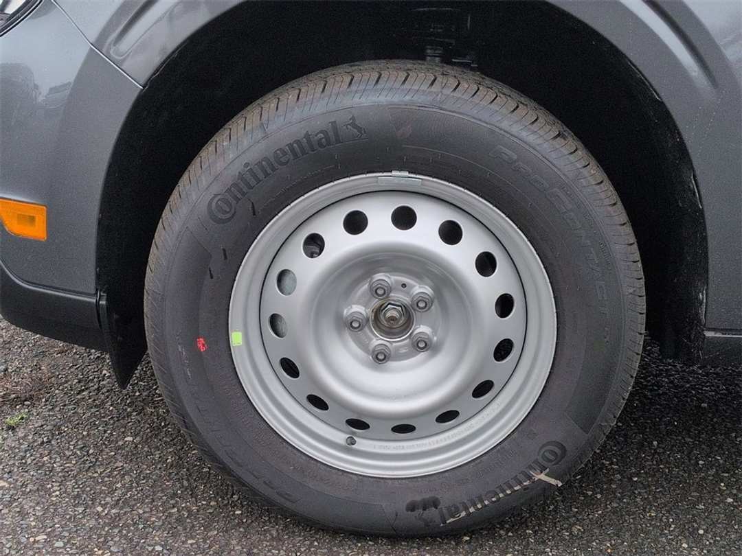 2026 Ford Maverick XL - Image 32