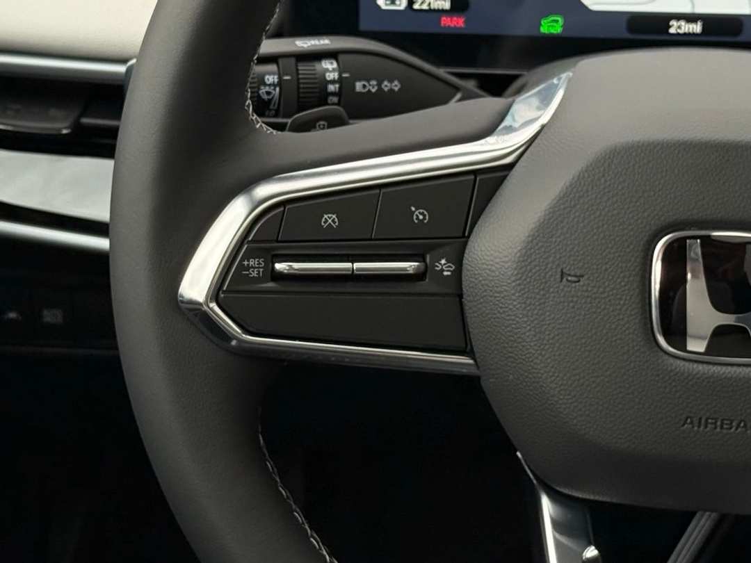2025 Honda Prologue Touring - Image 20