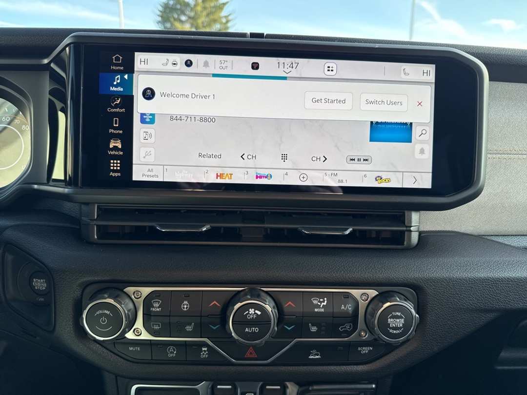 2026 Jeep Wrangler Willys - Image 19