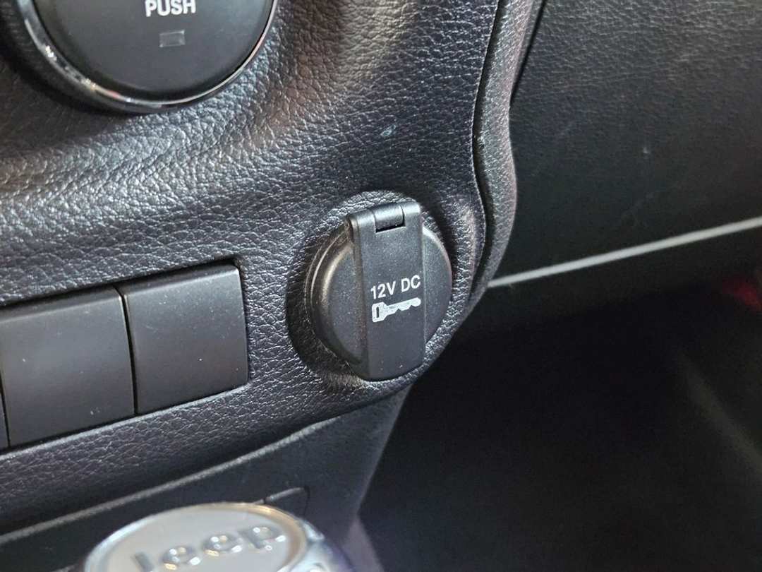 2017 Jeep Wrangler Unlimited Sport - Image 24