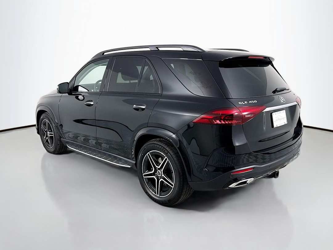 2026 Mercedes-Benz GLE GLE 450 - Image 3