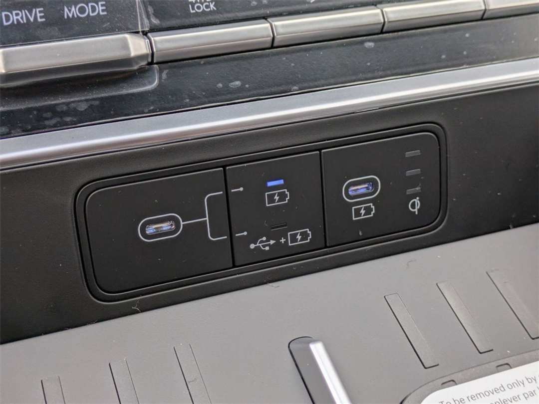 2026 Hyundai Santa Fe SEL - Image 21