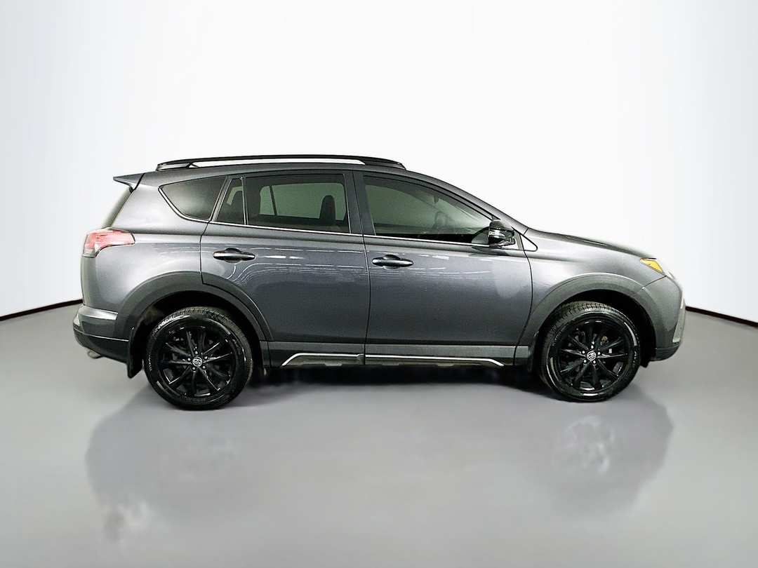 2018 Toyota Rav4 Adventure - Image 9