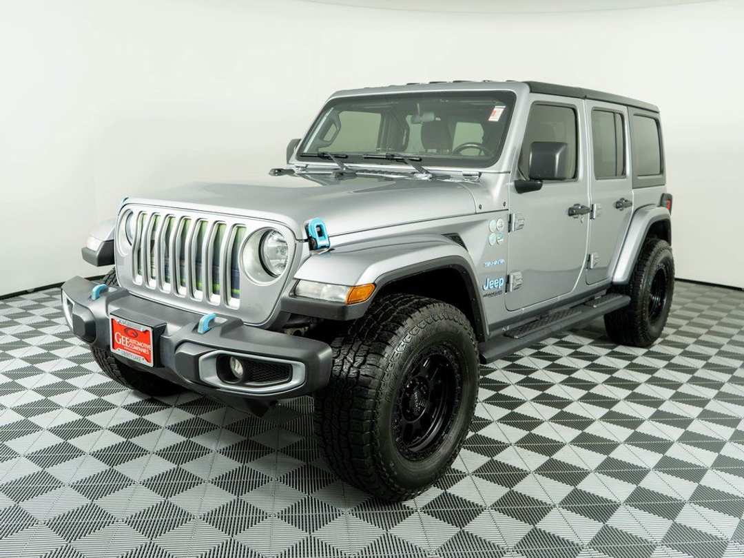 2021 Jeep Wrangler Unlimited Sahara - Image 3