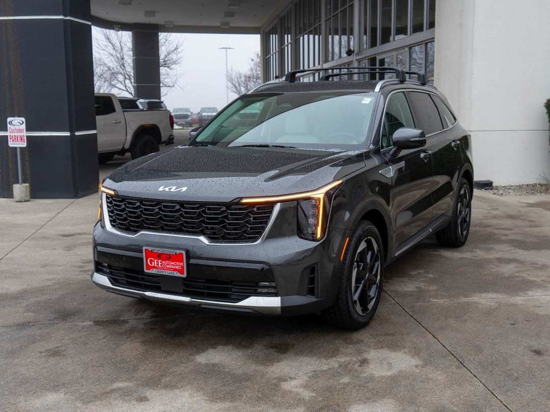 2026 Kia Sorento EX - Image 3