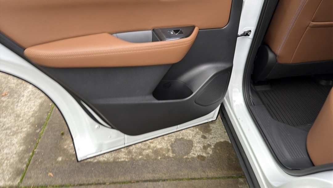 2026 Nissan Rogue Platinum - Image 29