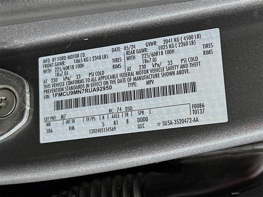 2024 Ford Escape STLine - Image 32