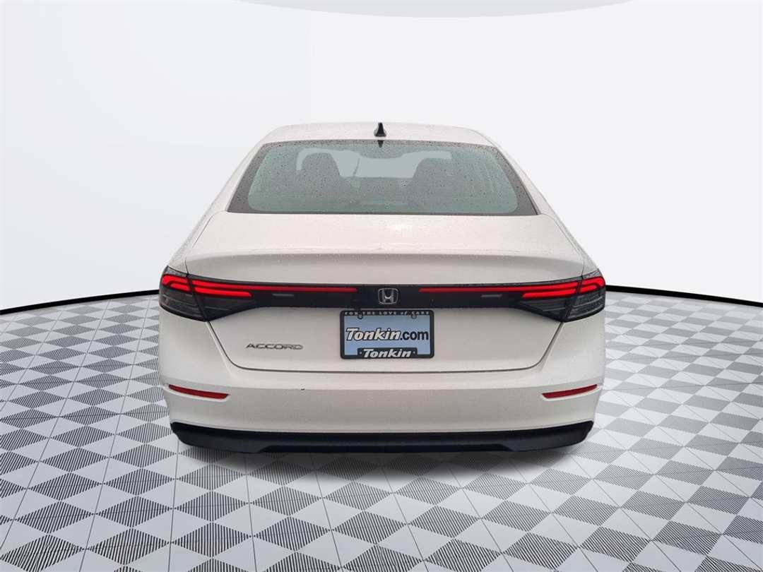 2025 Honda Accord SE - Image 5