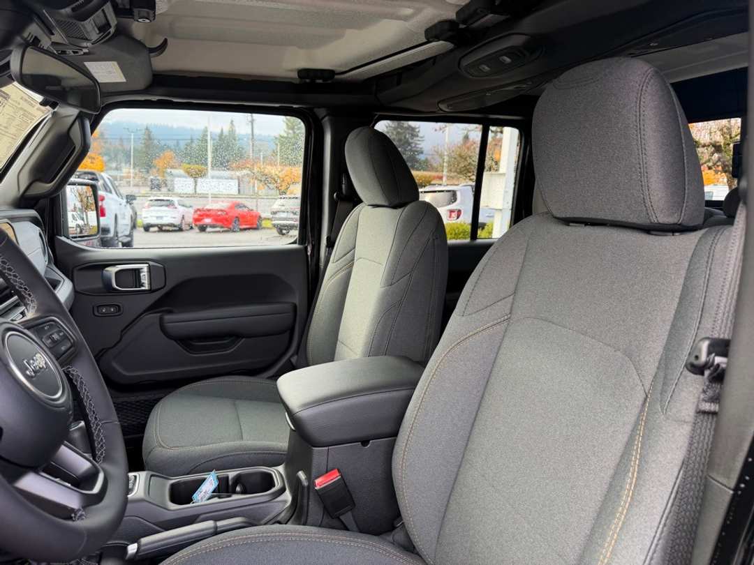 2026 Jeep Gladiator Sport S - Image 14