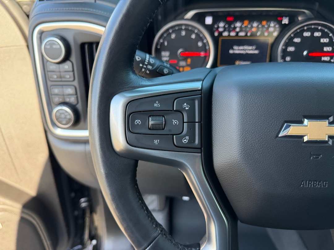 2020 Chevrolet Silverado 1500 LTZ - Image 19