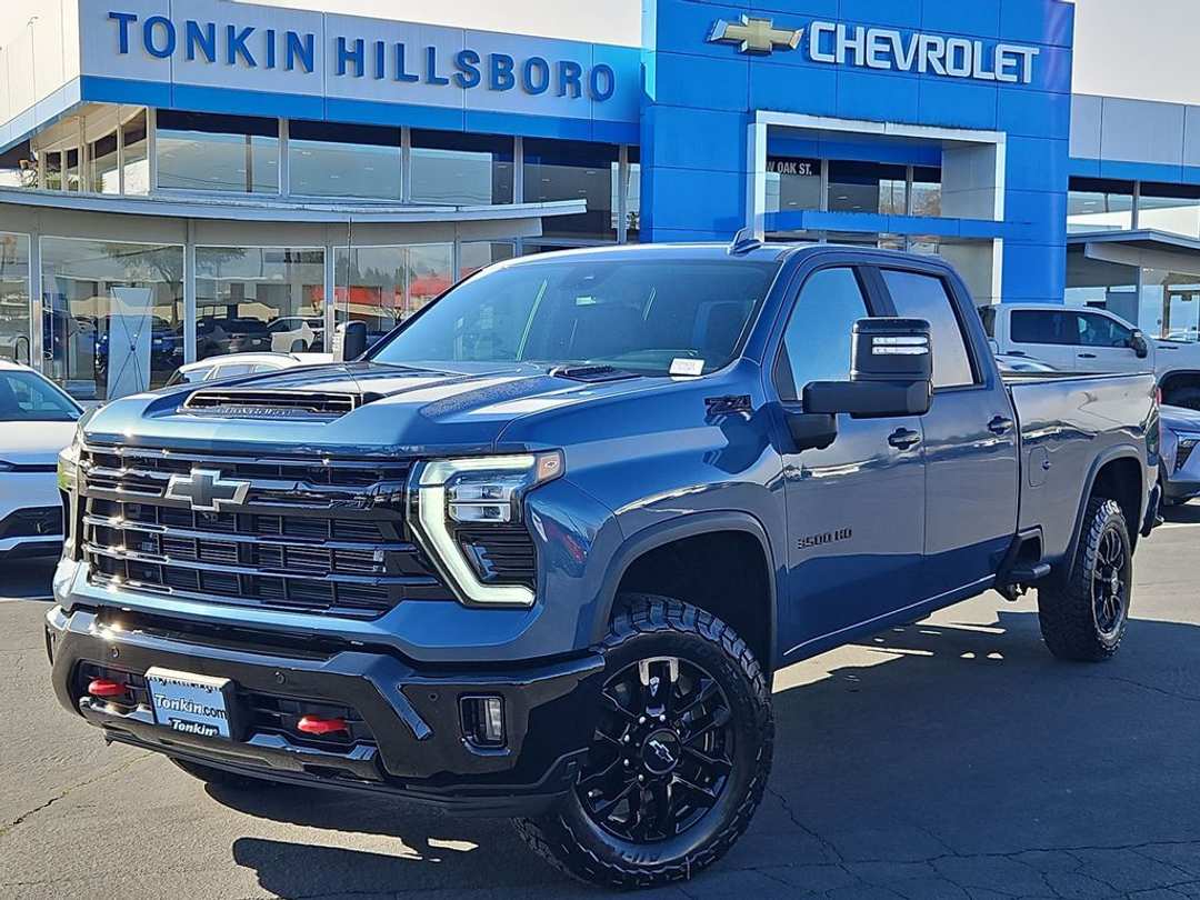 2026 Chevrolet Silverado 3500Hd LTZ - Image 2