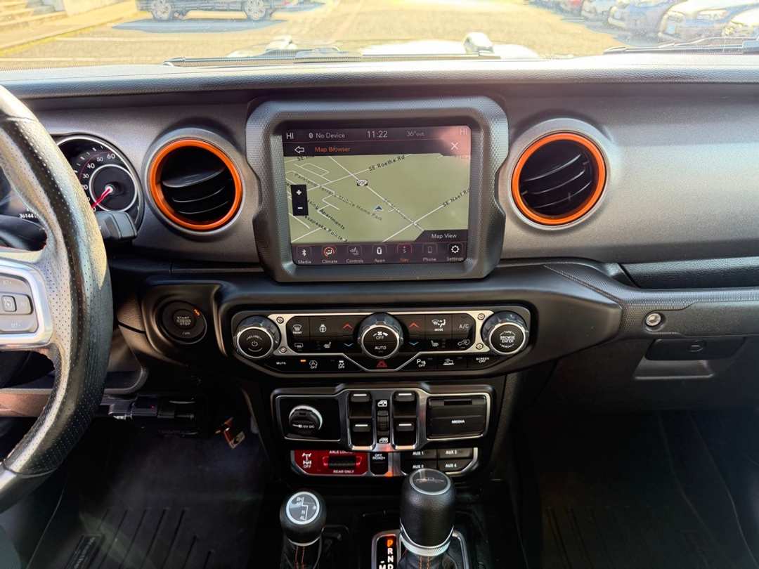 2021 Jeep Gladiator Mojave - Image 20