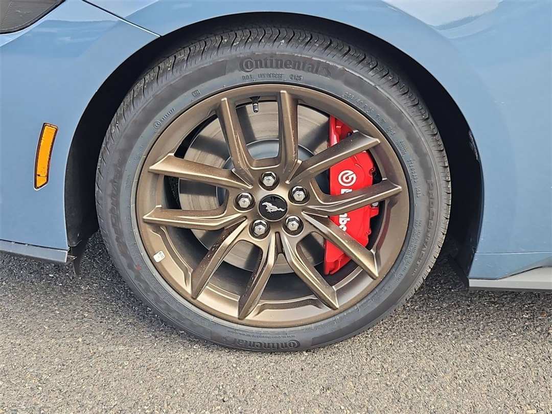 2025 Ford Mustang GT Premium - Image 34