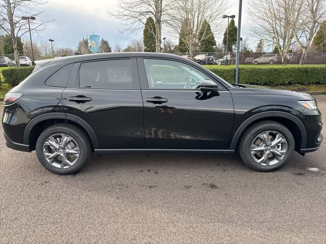 2026 Honda HR-V LX - Image 2