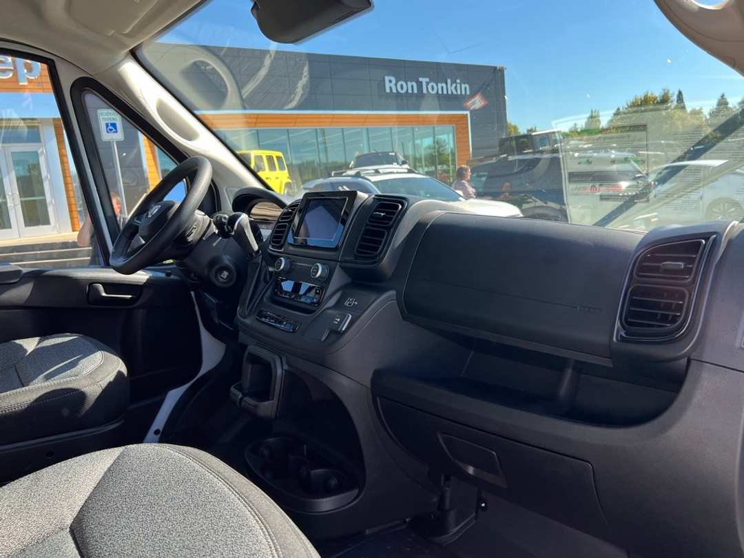 2026 Ram Promaster 1500 Low Roof - Image 24
