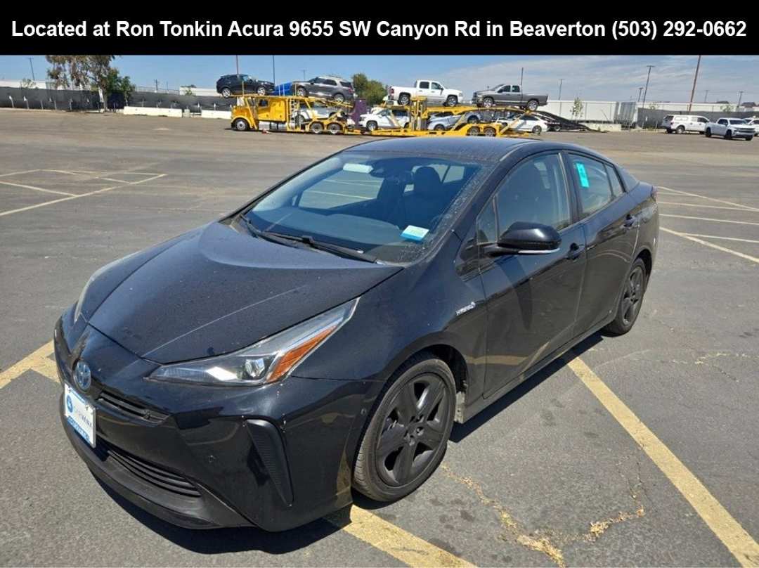 2019 Toyota Prius XLE - Image 3