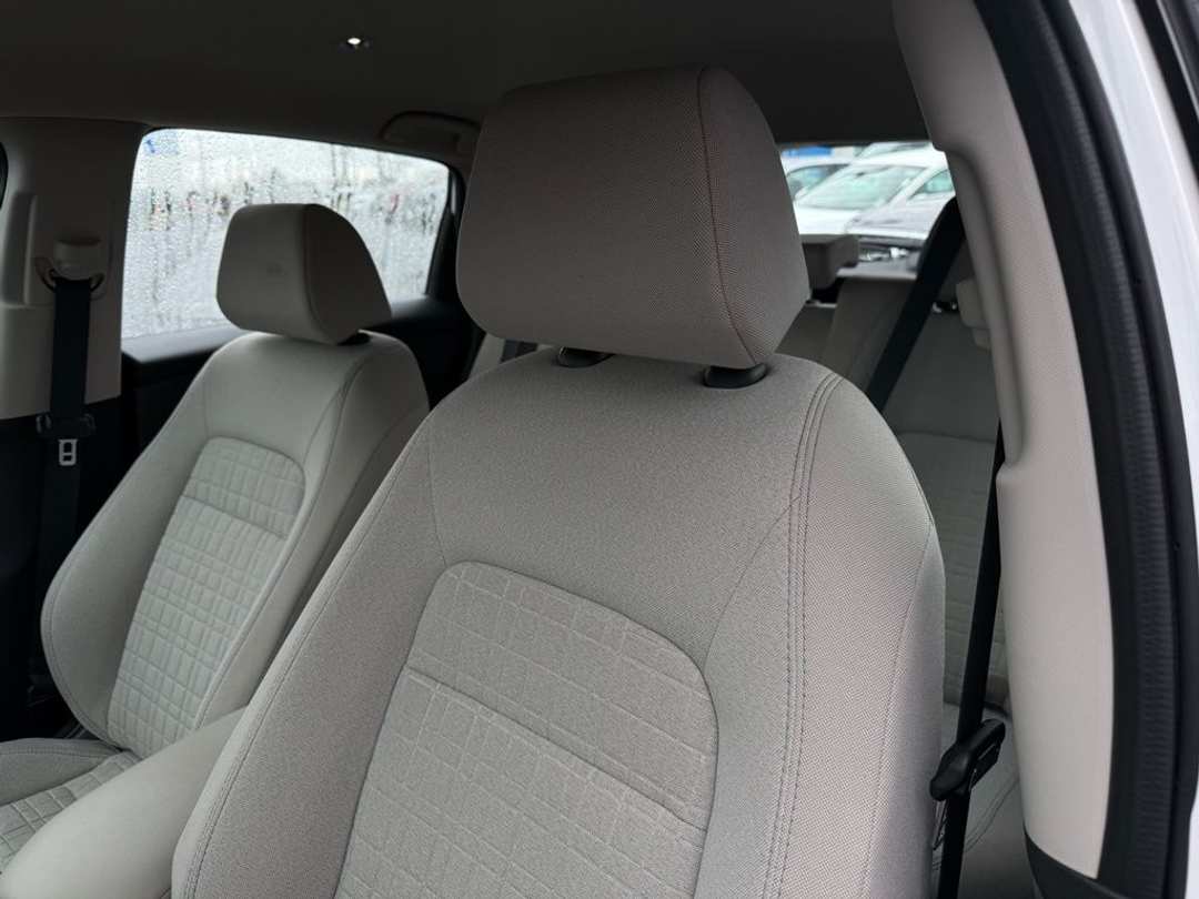 2025 Honda HR-V LX - Image 30