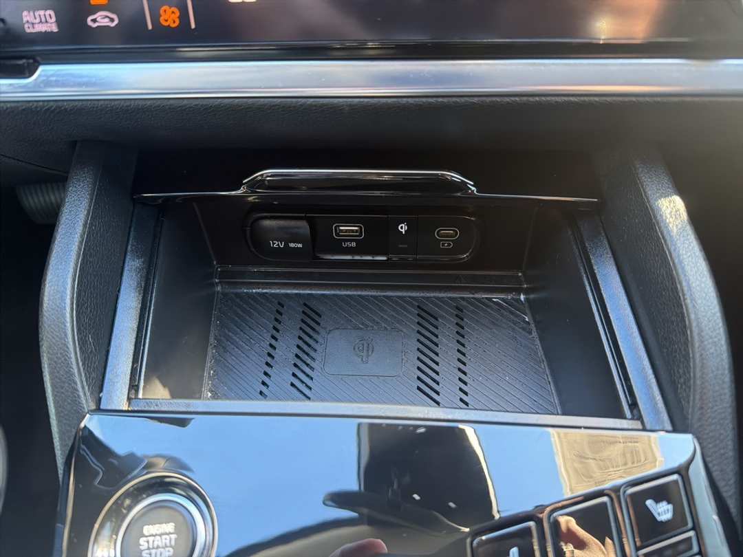 2024 Kia Sportage EX - Image 37