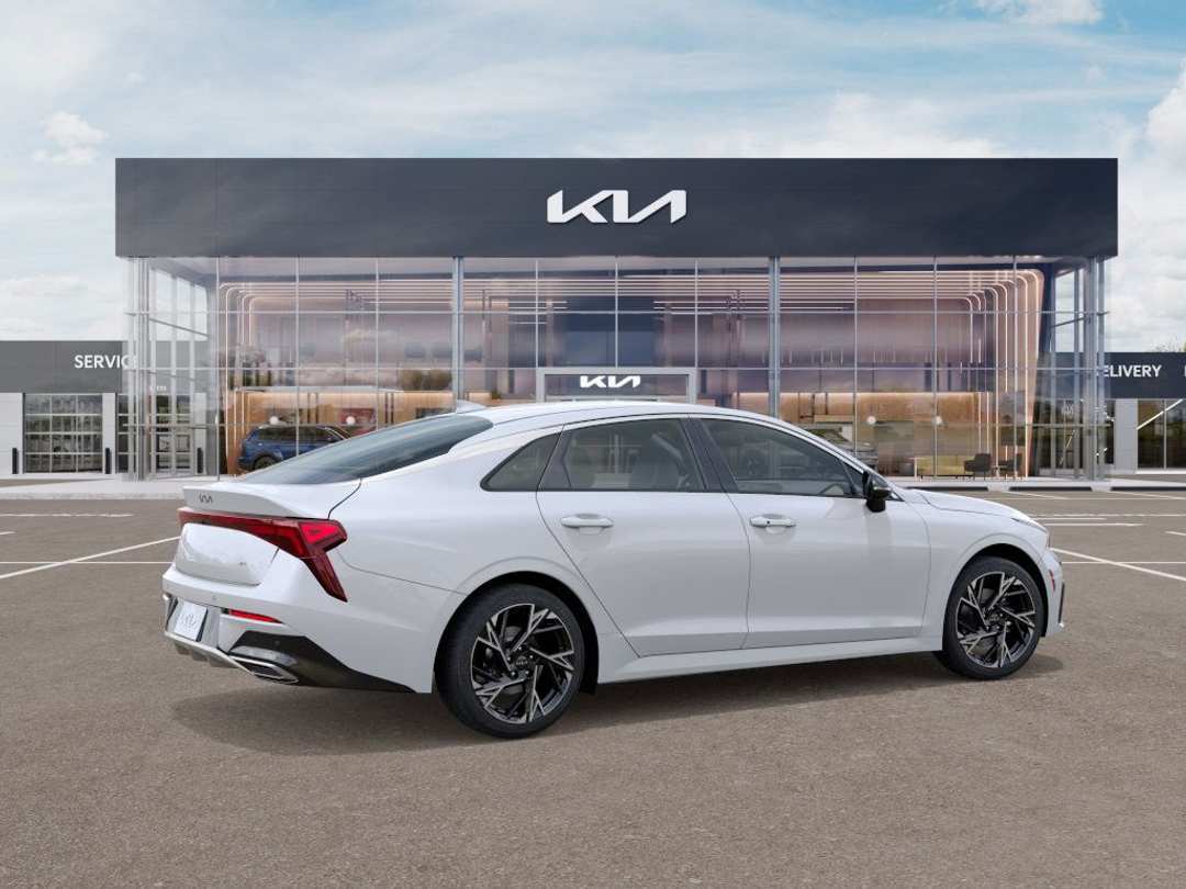 2026 Kia K5 GTLine - Image 6