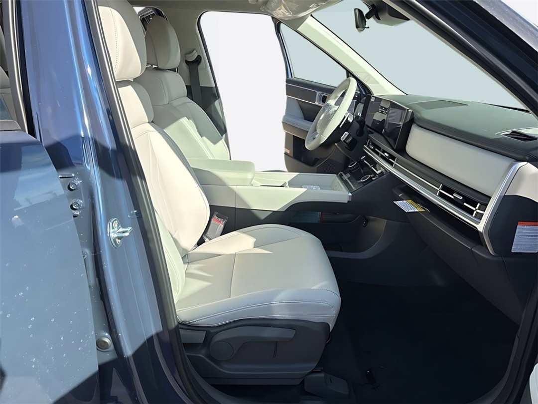 2026 Hyundai Santa Fe SEL - Image 10