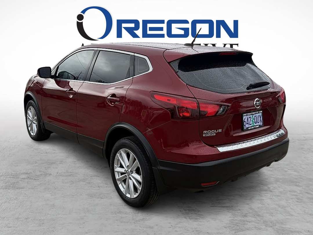 2019 Nissan Rogue Sport S - Image 3