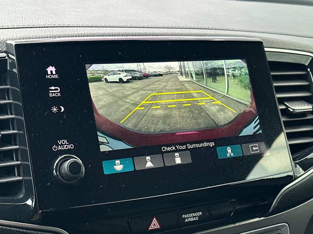 2023 Honda Passport EXL - Image 18