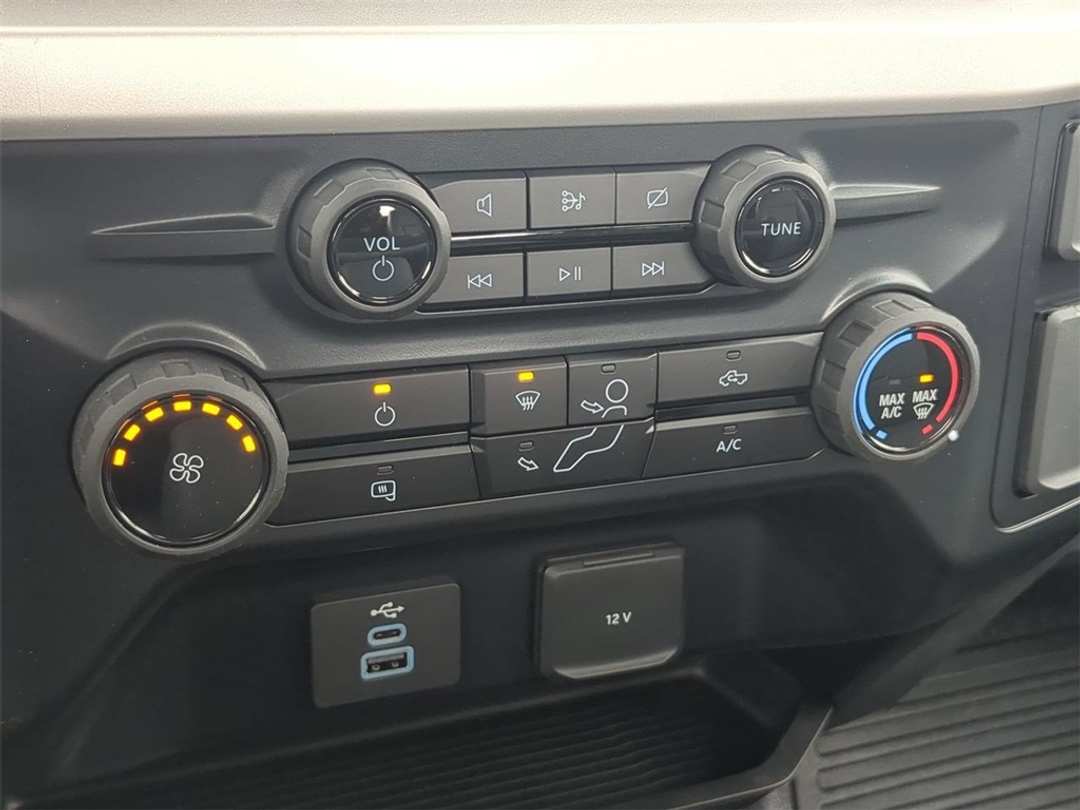 2024 Ford F-550Sd XL - Image 18