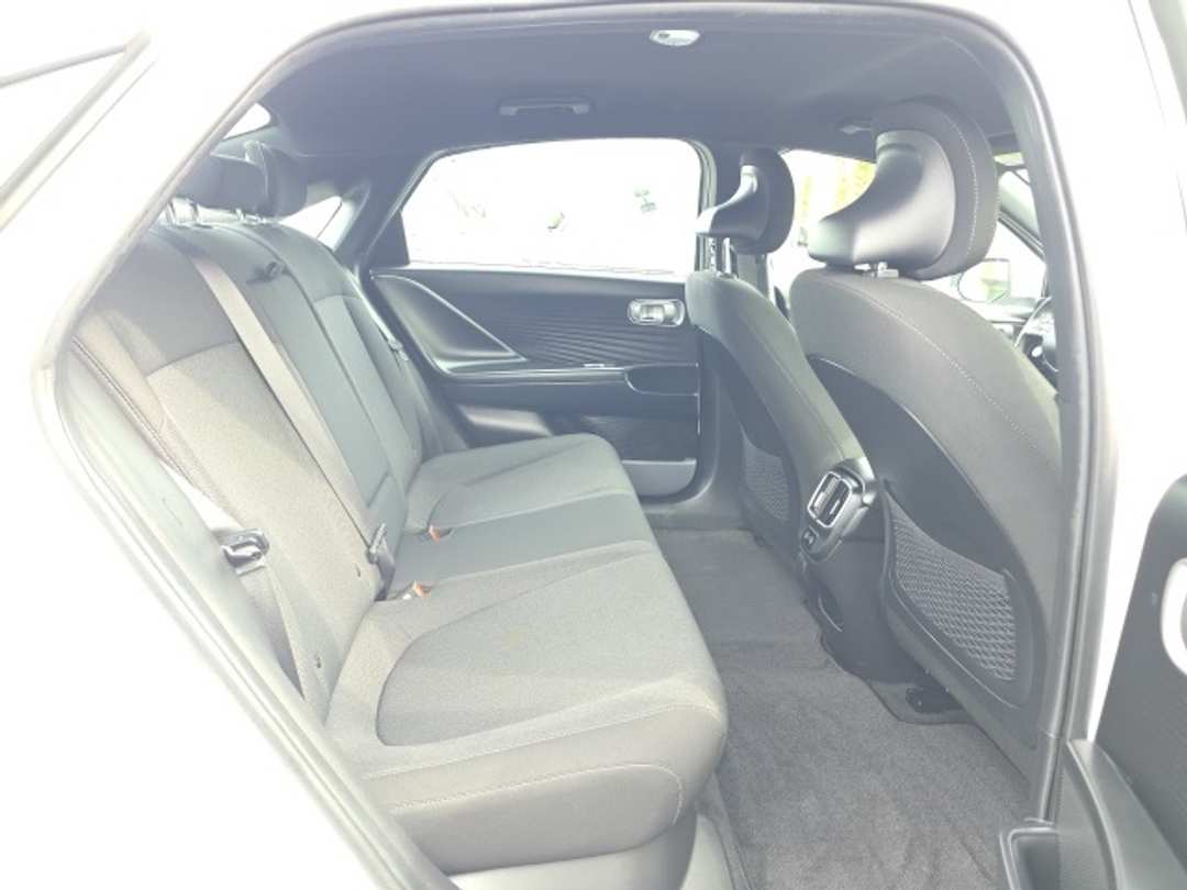 2024 Hyundai Ioniq 6 SE - Image 24